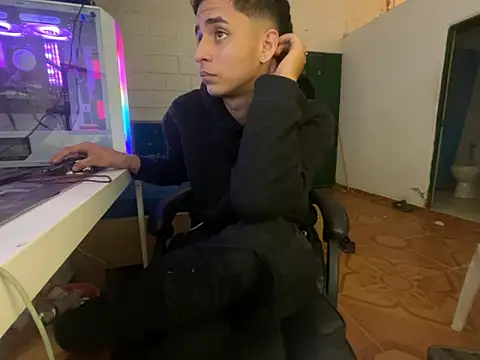 Max TheHorseDick online show from 20, 3, 2026