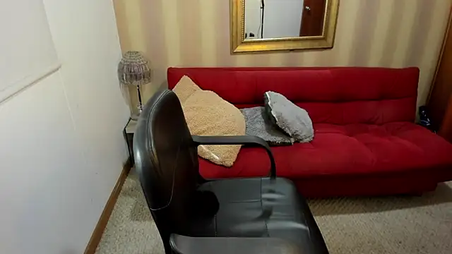 Snapshot of NicolettColin chatting on 25, 3, 2026 NicolettColin online show from 25, 3, 2026