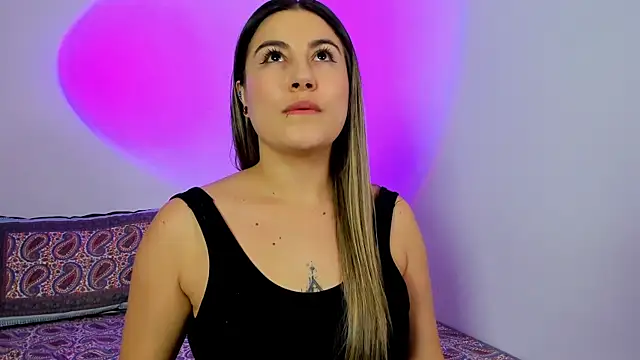 Snapshot of amelie_collins chatting on 21, 3, 2025 amelie collins online show from 21, 3, 2025