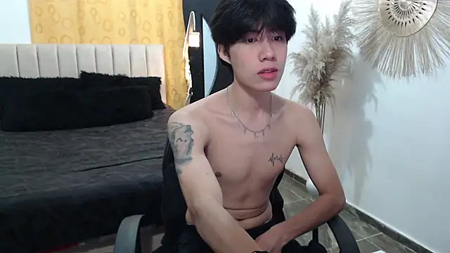 Snapshot of Elio-cam chatting on 12, 9, 2025 Elio-cam online show from 12, 9, 2025