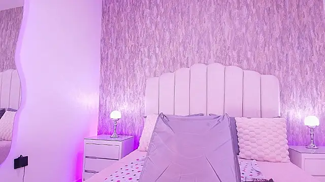 raven lilith  online show from 8, 2, 2026