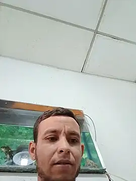 Snapshot of squirt_and_sex chatting on 8, 11, 2025 squirt and sex online show from 8, 11, 2025