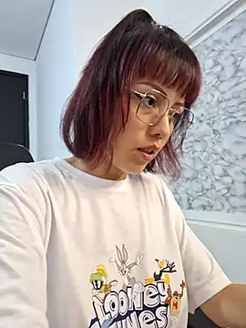 Snapshot of AiledSC chatting on 5, 1, 2025 AiledSC online show from 5, 1, 2025