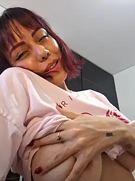 Snapshot of AiledSC chatting on 4, 3, 2025 AiledSC online show from 4, 3, 2025