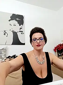 RebeccaNoble online show from 21, 11, 2025