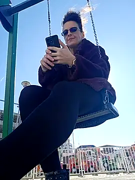 RebeccaNoble online show from 10, 3, 2026