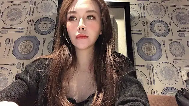 Tw Zoella online show from 3, 12, 2024