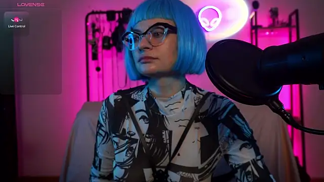 CyberXGoddess online show from 1, 12, 2025