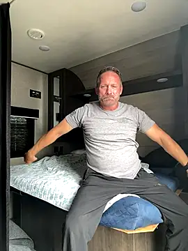 Snapshot of Bronco9602 chatting on 10, 9, 2025 Bronco9602 online show from 10, 9, 2025