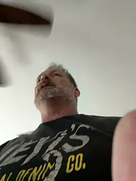 Snapshot of Bronco9602 chatting on 18, 10, 2025 Bronco9602 online show from 18, 10, 2025