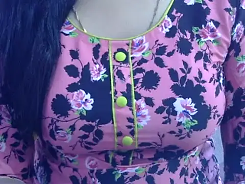 Your wild Dia online show from 4, 3, 2025