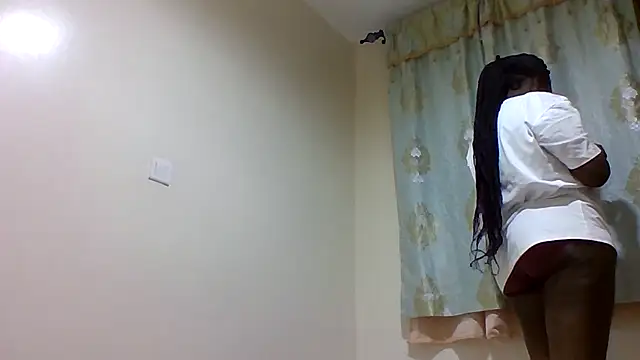 Snapshot of sweetelle09 chatting on 20, 6, 2026 sweetelle09 online show from 20, 6, 2026