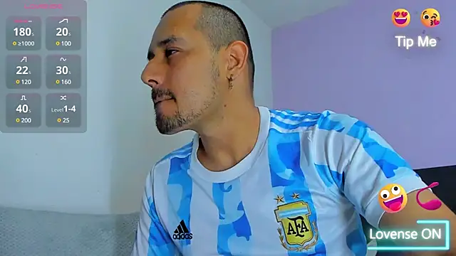 Snapshot of jhonyalzate2 chatting on 30, 12, 2024 jhonyalzate2 online show from 30, 12, 2024