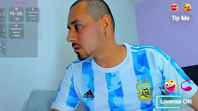 Snapshot of jhonyalzate2 chatting on 30, 12, 2024 jhonyalzate2 online show from 30, 12, 2024