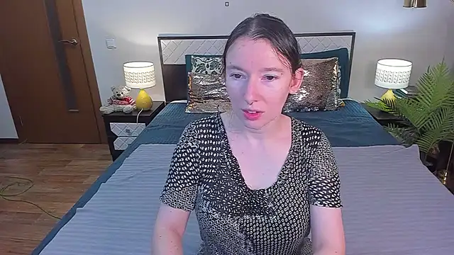 CatherineWalls online show from 13, 6, 2026