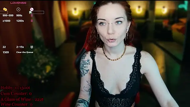 MaxPhoenixx online show from 4, 5, 2026
