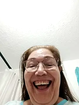 Vicky Rosse online show from 24, 10, 2025