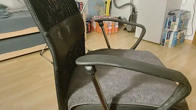 Snapshot of lumpi99 chatting on 11, 10, 2025 lumpi99 online show from 11, 10, 2025