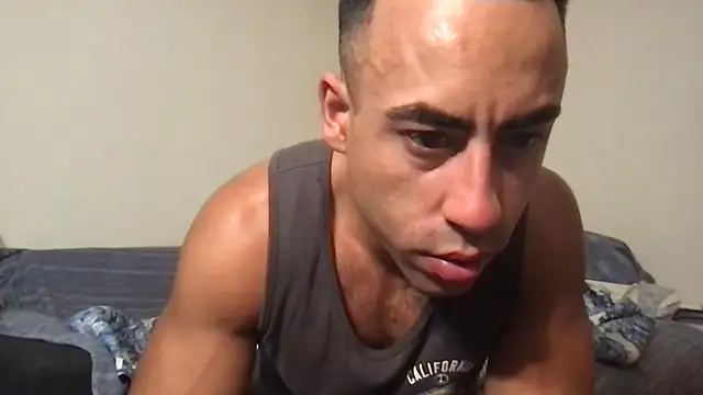 Snapshot of BigGuyMuscle chatting on 10, 10, 2025 BigGuyMuscle online show from 10, 10, 2025