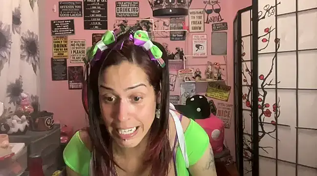 latinacubana online show from 8, 3, 2025