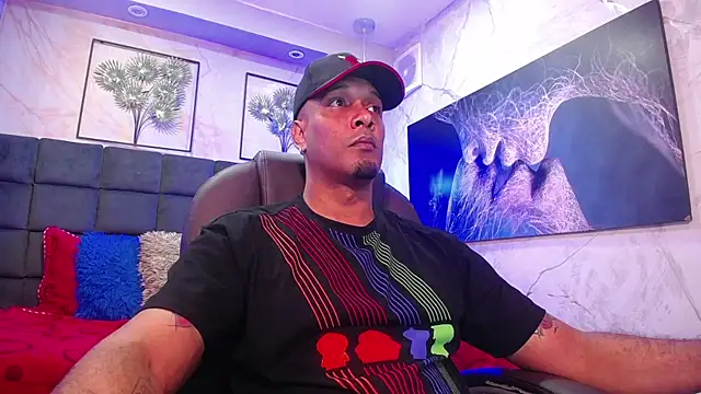 Snapshot of liam_howard chatting on 18, 2, 2025 liam howard online show from 18, 2, 2025