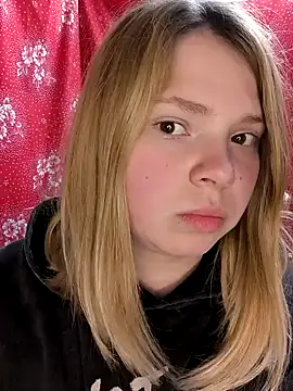 Zuli Kiska online show from 12, 3, 2025