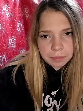 Zuli Kiska online show from 19, 10, 2025