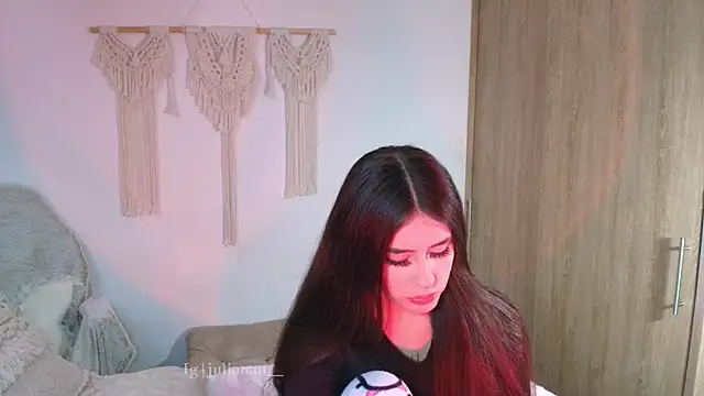 Snapshot of iriswest_ chatting on 13, 7, 2026 iriswest online show from 13, 7, 2026