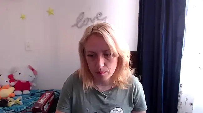 kittykalor09 online show from 5, 12, 2024