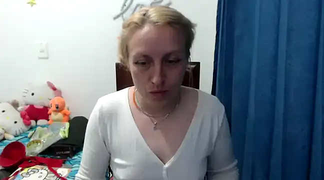 kittykalor09 online show from 9, 12, 2024