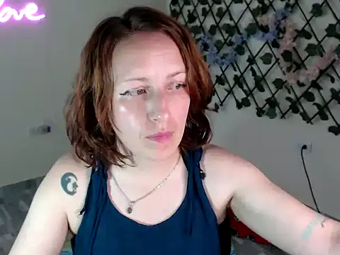 kittykalor09 online show from 14, 4, 2026