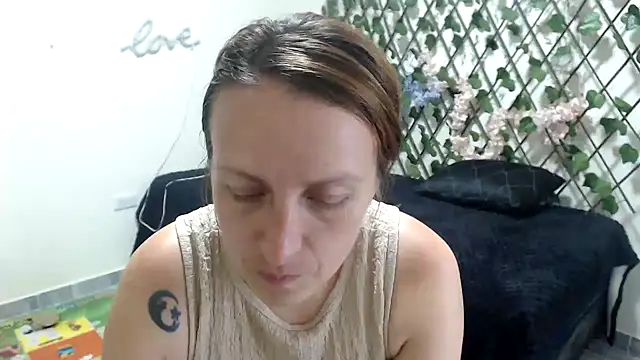 Snapshot of kittykalor09 chatting on 30, 5, 2026 kittykalor09 online show from 30, 5, 2026