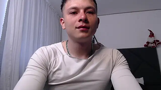 Snapshot of MathewCollin chatting on 21, 12, 2024 MathewCollin online show from 21, 12, 2024