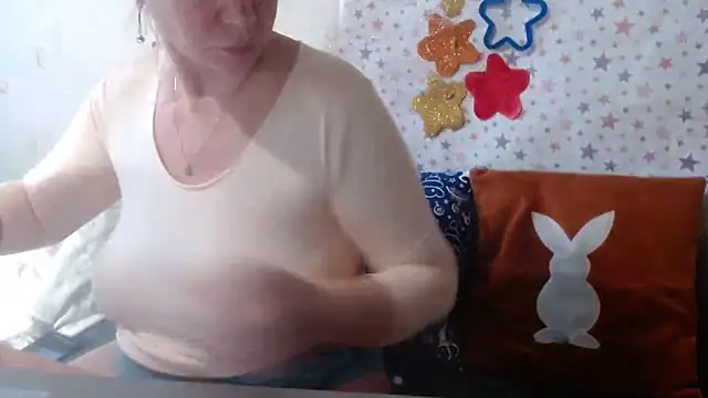 QueenLana online show from 6, 1, 2026