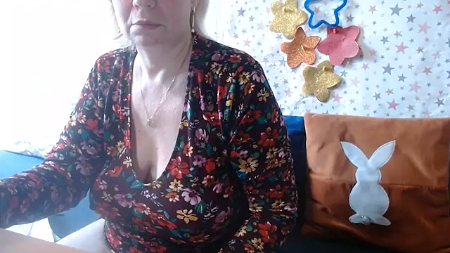 QueenLana online show from 26, 6, 2026