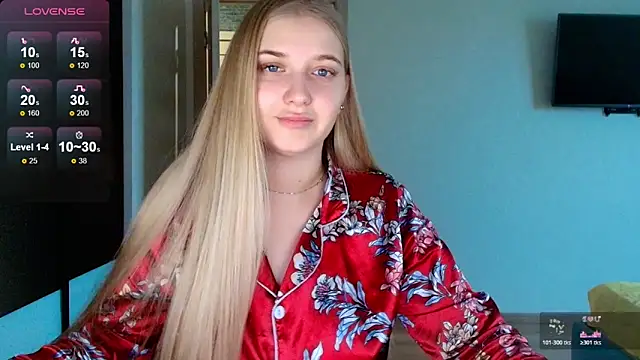 Adr1ana  online show from 9, 11, 2025