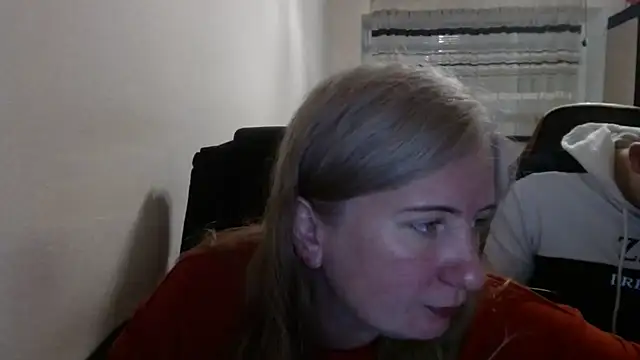 PeterAndJen online show from 11, 4, 2026