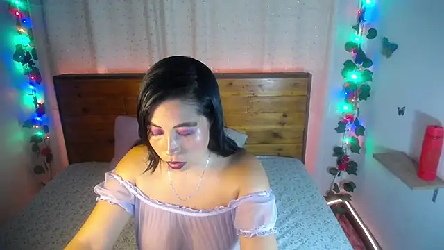 Snapshot of NikkieMilky chatting on 14, 1, 2026 NikkieMilky online show from 14, 1, 2026