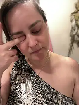 misslulipop online show from 9, 12, 2024