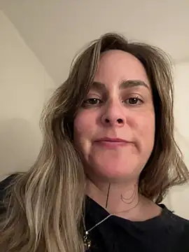 misslulipop online show from 14, 3, 2025