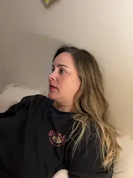 misslulipop online show from 21, 3, 2025