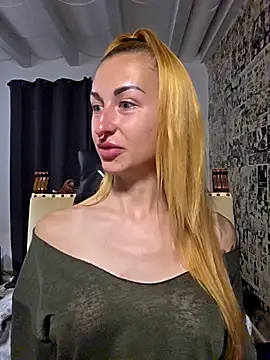 Snapshot of kylie_blck chatting on 6, 4, 2026 kylie blck online show from 6, 4, 2026