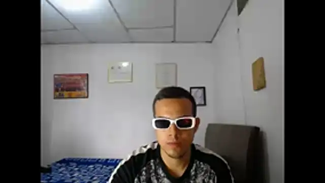 Oliver Wilding online show from 4, 3, 2026