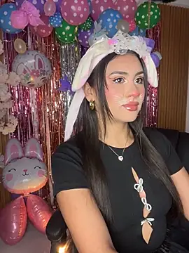 Ambar pe  online show from 2, 4, 2026