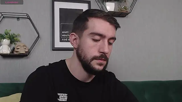 Snapshot of Dylan_Best chatting on 10, 2, 2025 Dylan Best online show from 10, 2, 2025