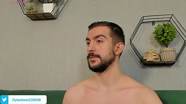 Snapshot of Dylan_Best chatting on 12, 9, 2025 Dylan Best online show from 12, 9, 2025