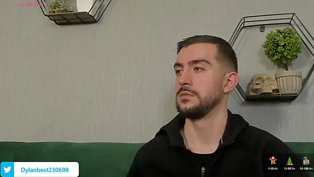 Snapshot of Dylan_Best chatting on 6, 10, 2025 Dylan Best online show from 6, 10, 2025