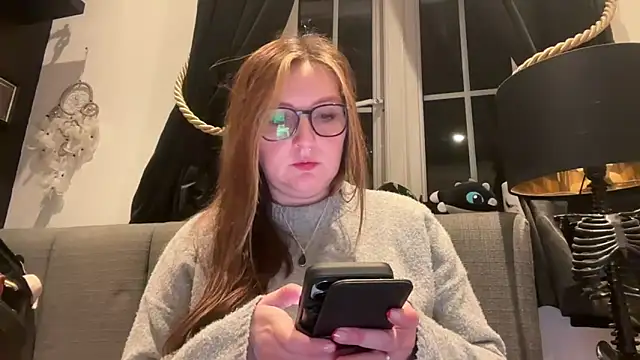 Snapshot of short_sweetpea chatting on 1, 2, 2026 short sweetpea online show from 1, 2, 2026