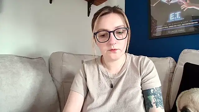 Snapshot of short_sweetpea chatting on 9, 2, 2026 short sweetpea online show from 9, 2, 2026