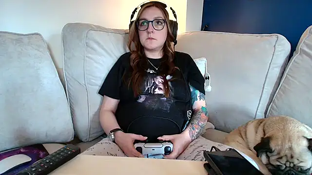 Snapshot of short_sweetpea chatting on 3, 3, 2026 short sweetpea online show from 3, 3, 2026